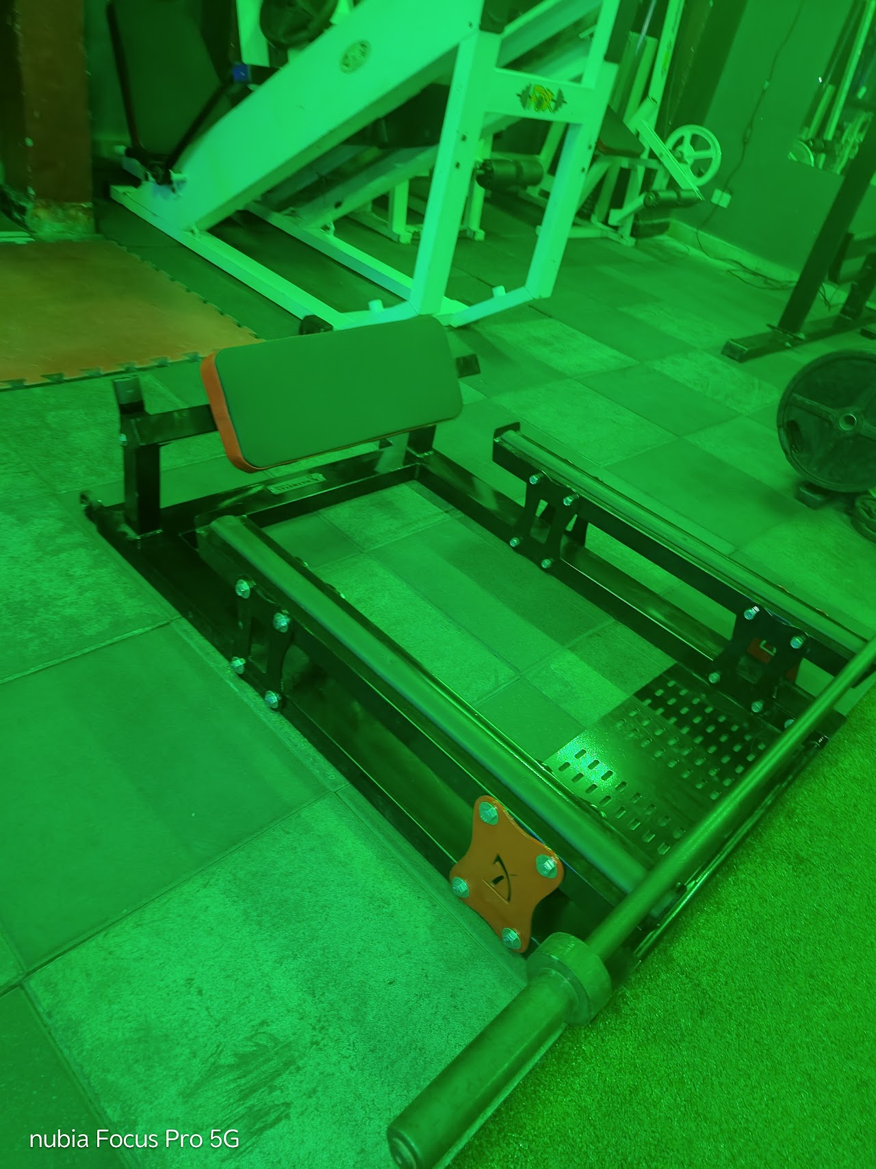 Área de entrenamiento funcional y anillas